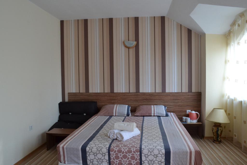 Stella Del Mare Guest House كيتن الغرفة الصورة