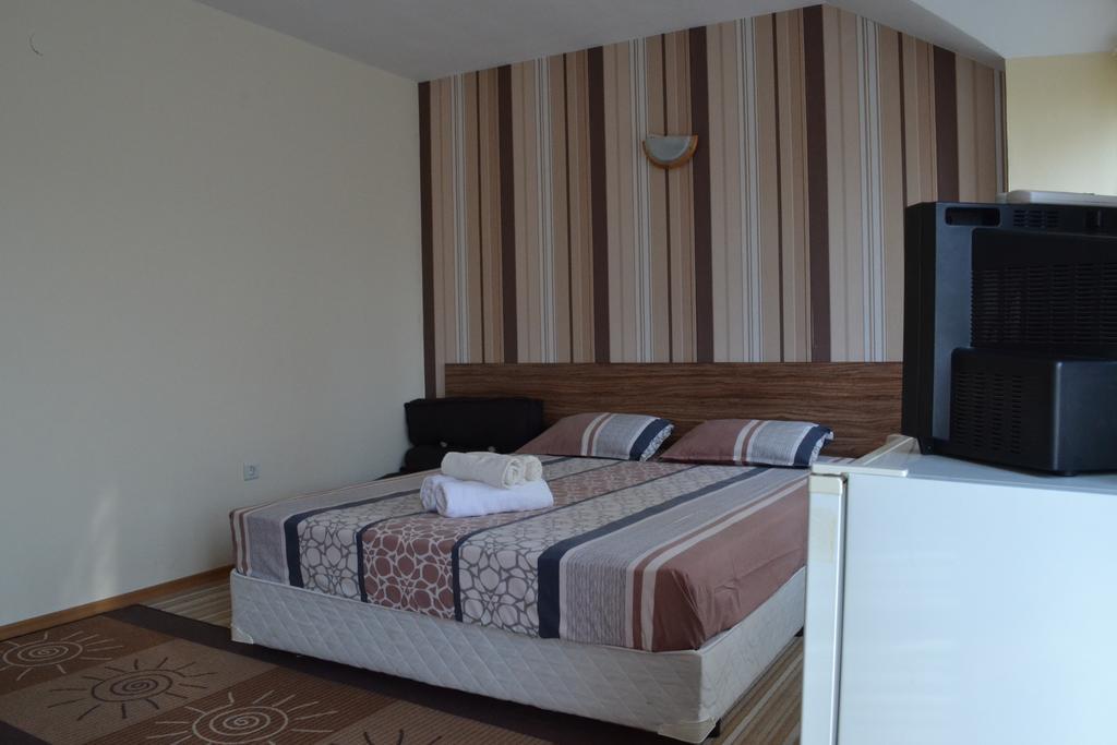 Stella Del Mare Guest House كيتن الغرفة الصورة